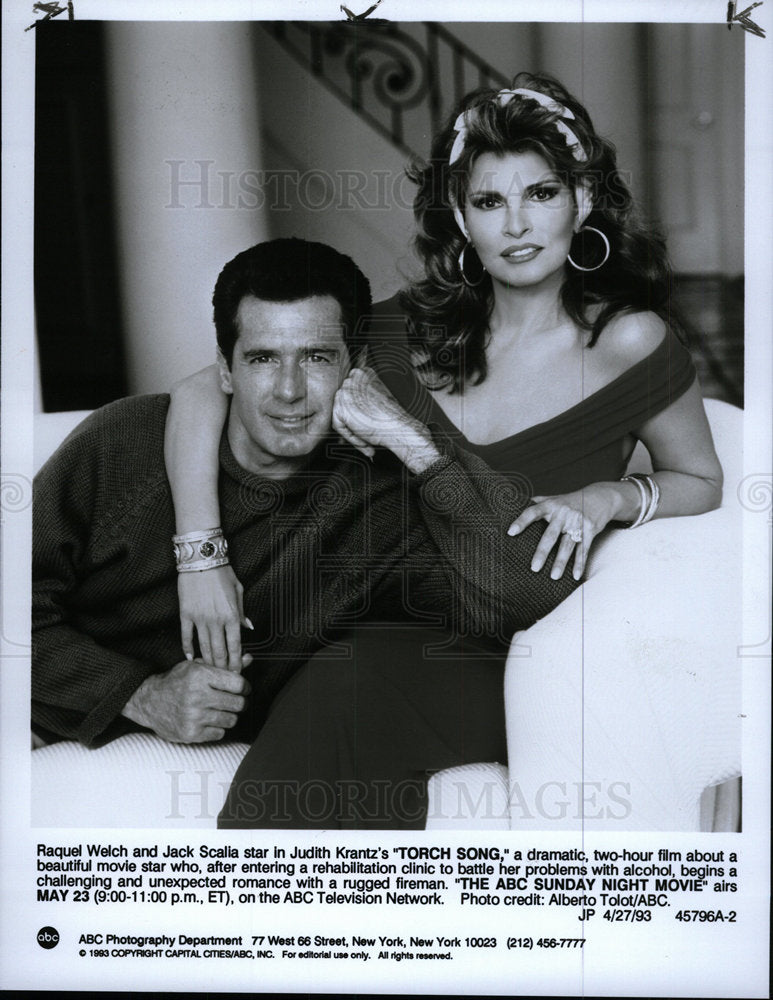 1993 Press Photo Raquel Welch &amp; Jack Scalia - Historic Images