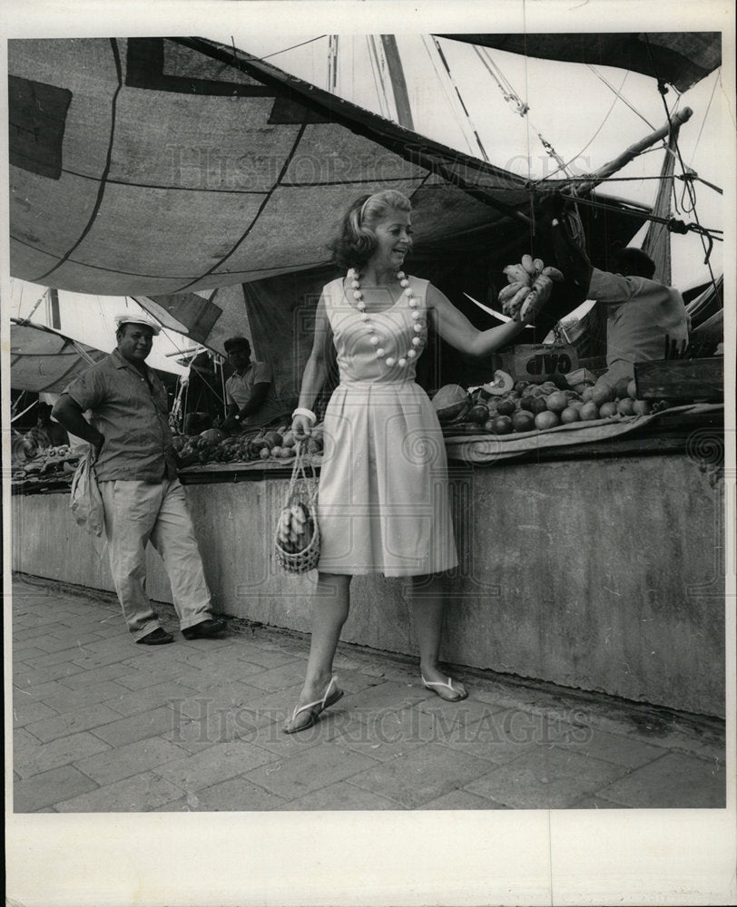 1965 Press Photo Designer Elsie Frankfurt Curacao - Historic Images