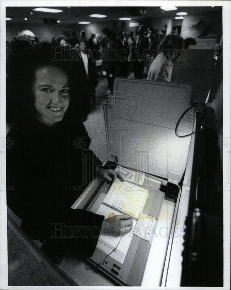 1992 Press Photo Megan O&#39;Neill Congress - Historic Images