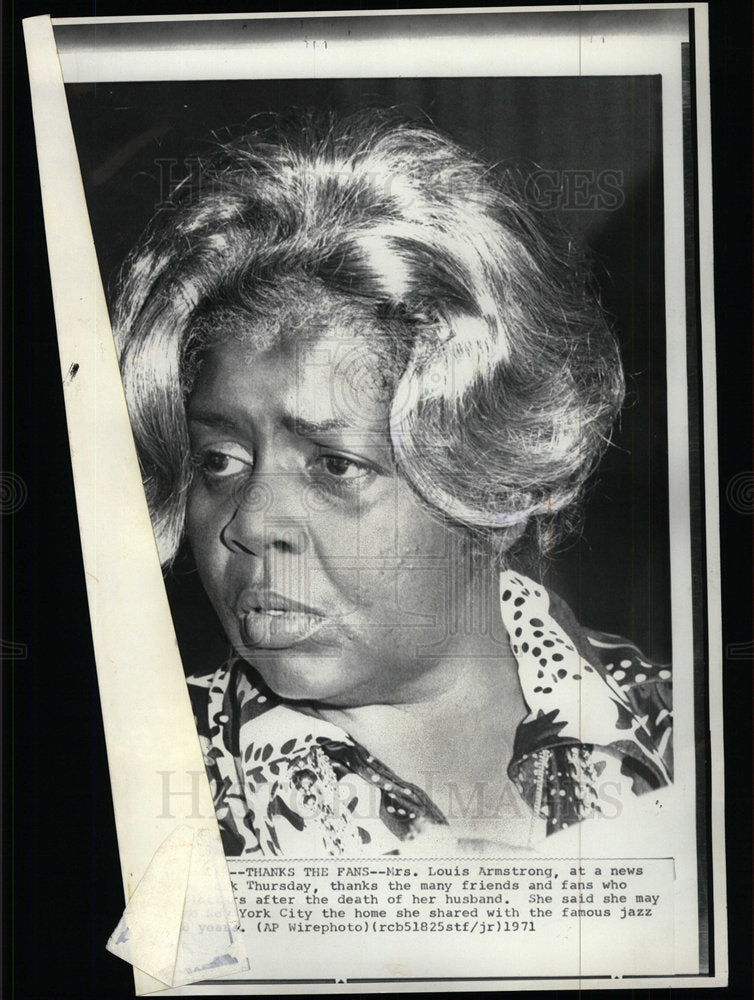 1971 Press Photo Mrs. Louis Armstrong - Historic Images