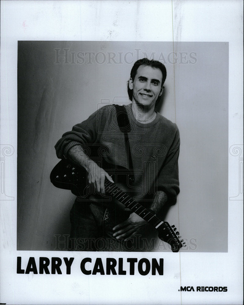 1987 Press Photo Larry Carlton Rock Guitarist Singer - Historic Images