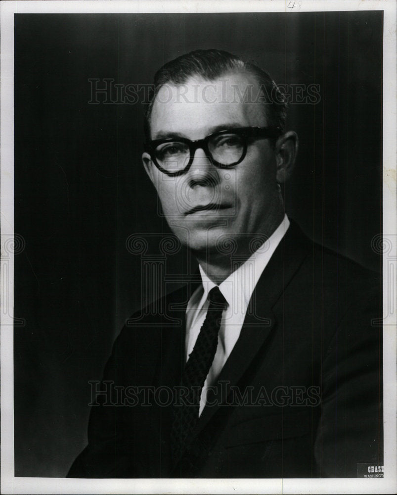 1970 Press Photo Carl Halvorson Businessman - Historic Images