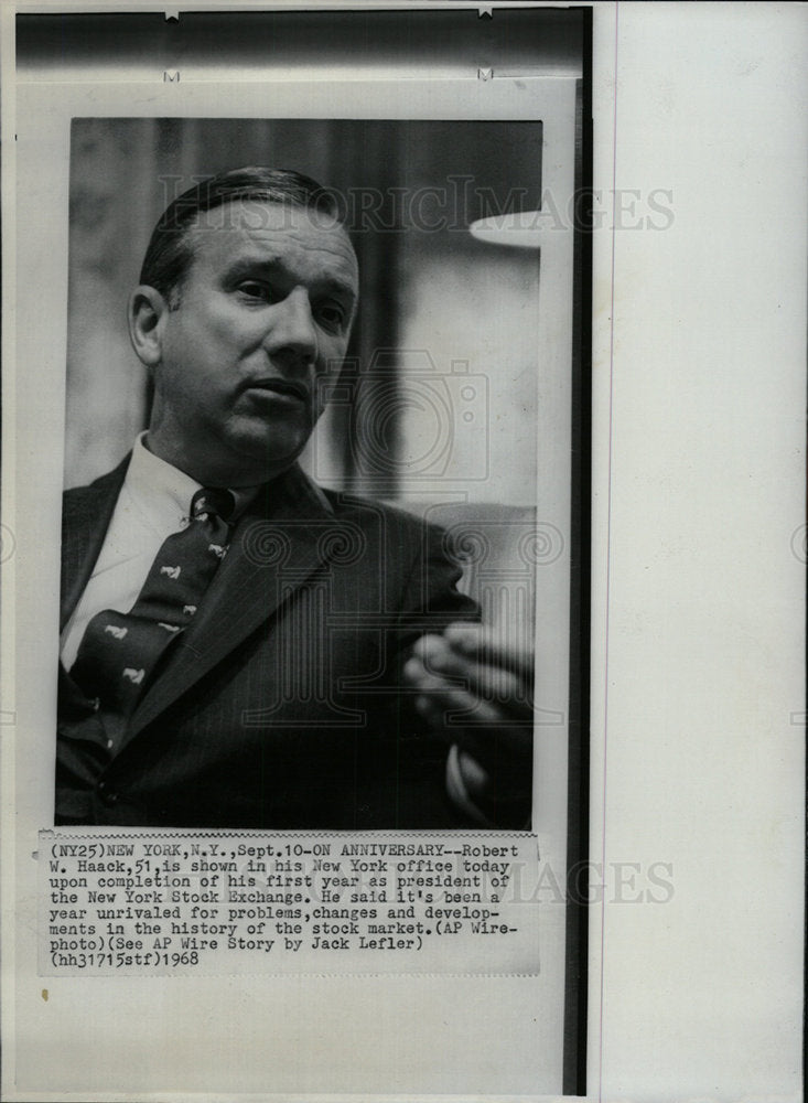 1968 Press Photo Robert W. Haack NY Stock Exchange Pres - Historic Images