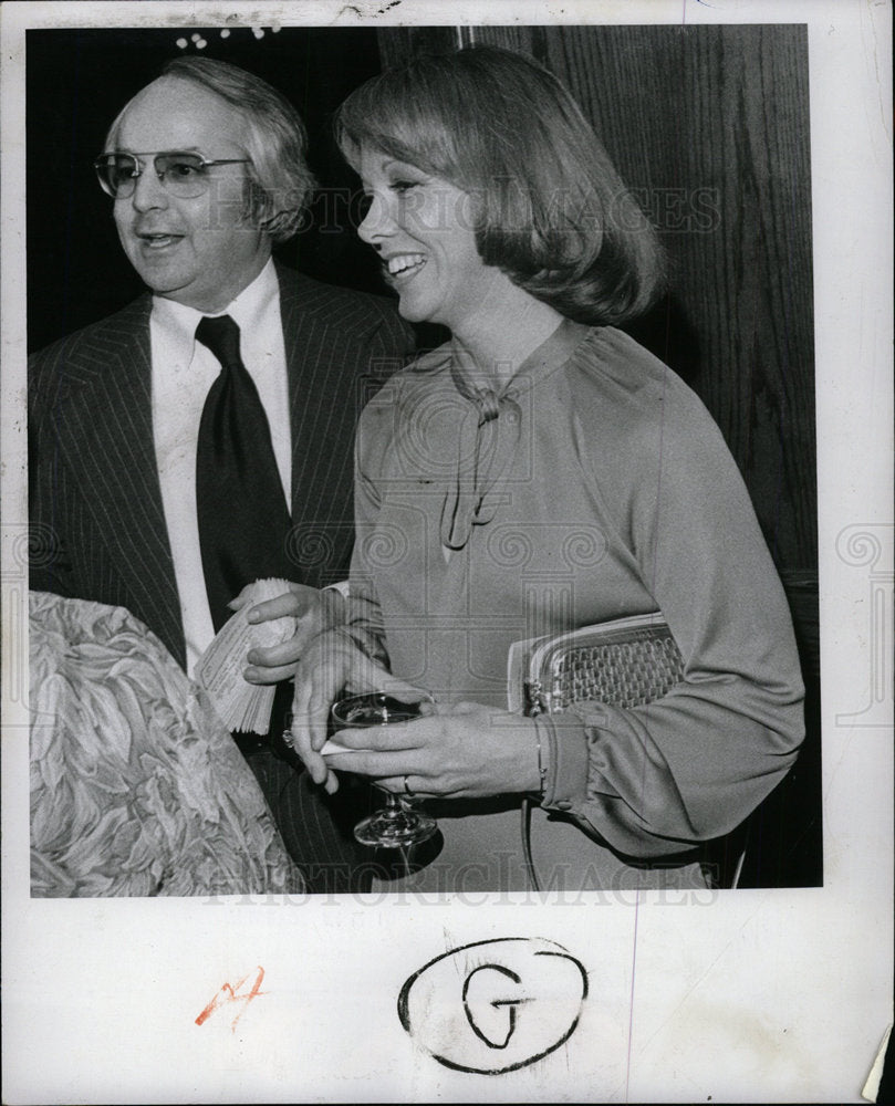 1977 Press Photo Joe Nederlander Wife Party Recess Club - Historic Images