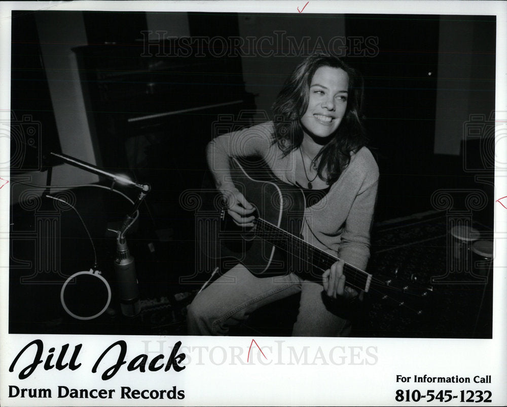 Press Photo Jill Jack singer-songwriter Michigan - Historic Images