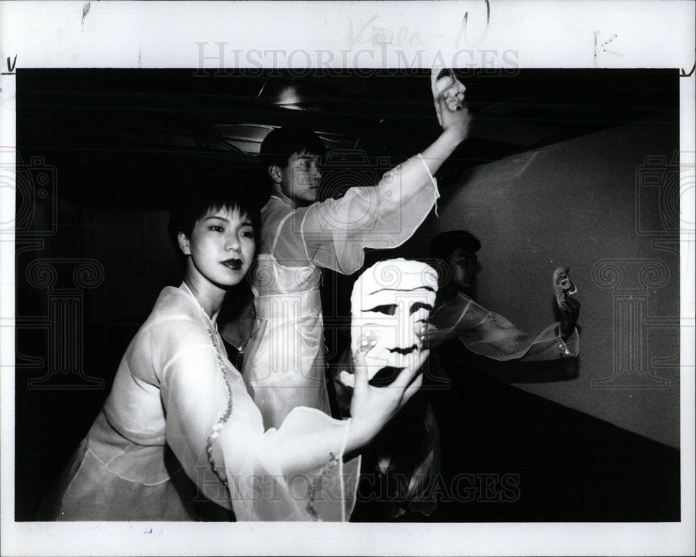 1992 Press Photo Kyung-youn Jin  Korean Choreographer - Historic Images