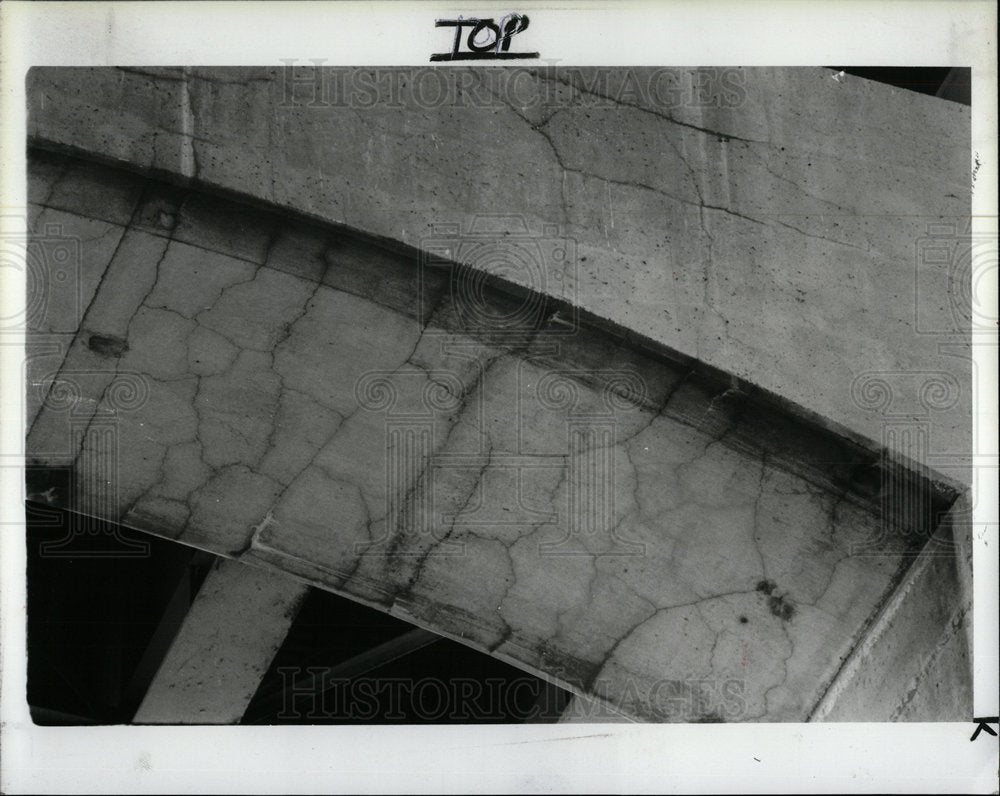 1984 Press Photo Bridge Needs Repair/I-75/Rouge River - Historic Images