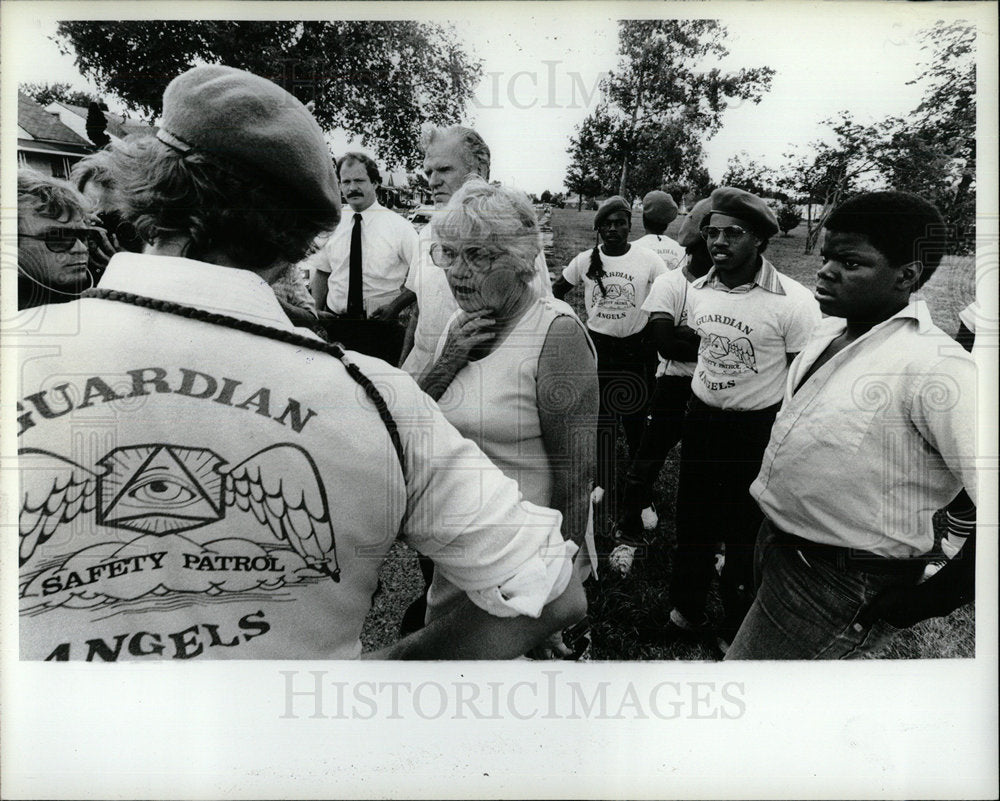 1982 Press Photo Guardian Angels Detroit Volunteers - Historic Images