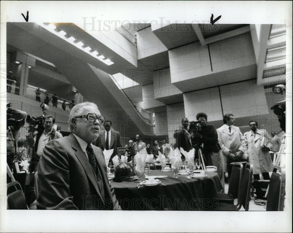 1988 Press Photo Cobo Hall Renovation  - Historic Images