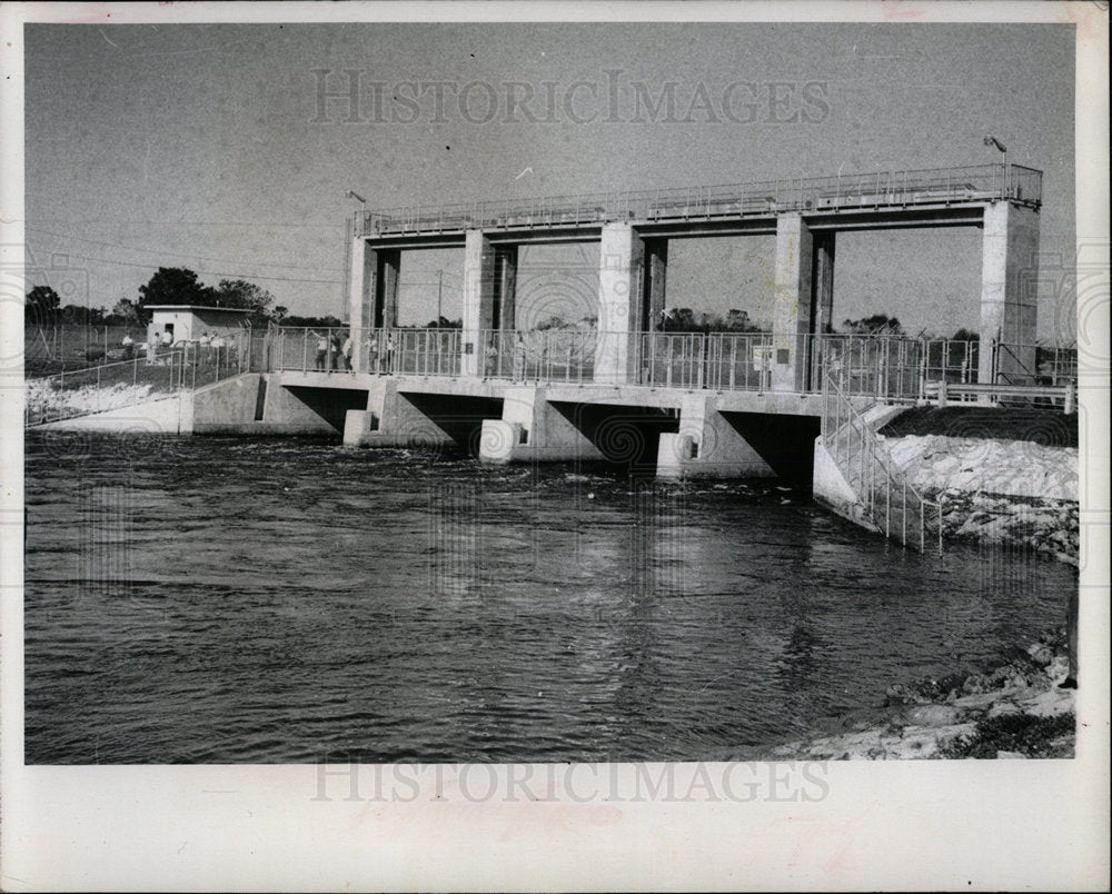 1972 Press Photo Water Management  - Historic Images