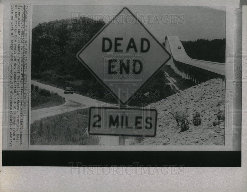 1971 Press Photo Bridge To Nowhere - Historic Images