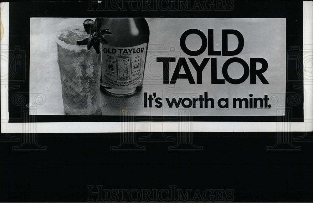 1971 Press Photo Old Taylor's Whisky Summer Campaign - Historic Images