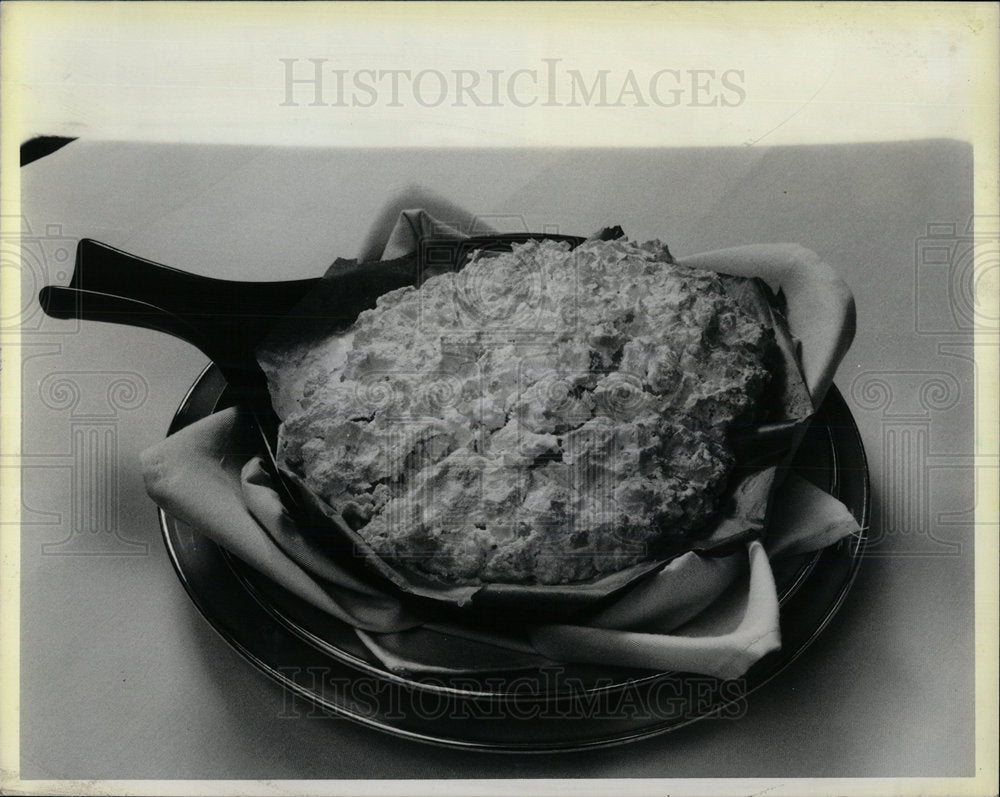 1985 Press Photo Hyatt Regency Restaurant Wacker Drive - Historic Images
