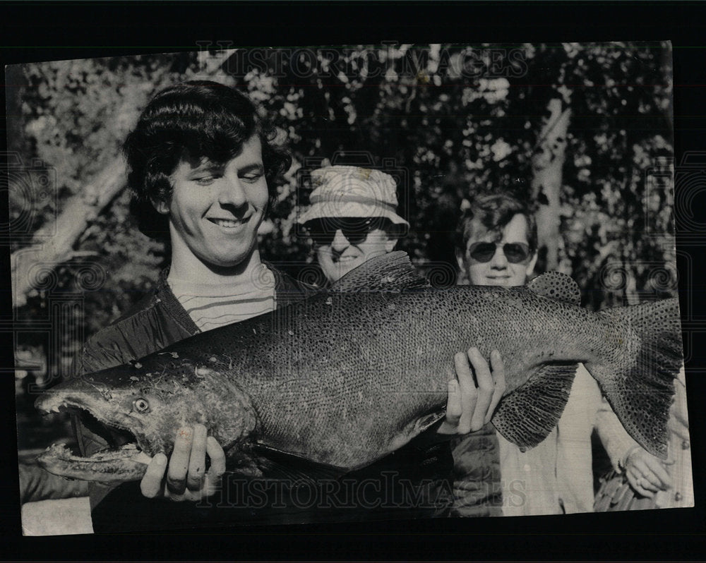 1973 Press Photo Chinook Salmon Fish Lincoln Park  - Historic Images