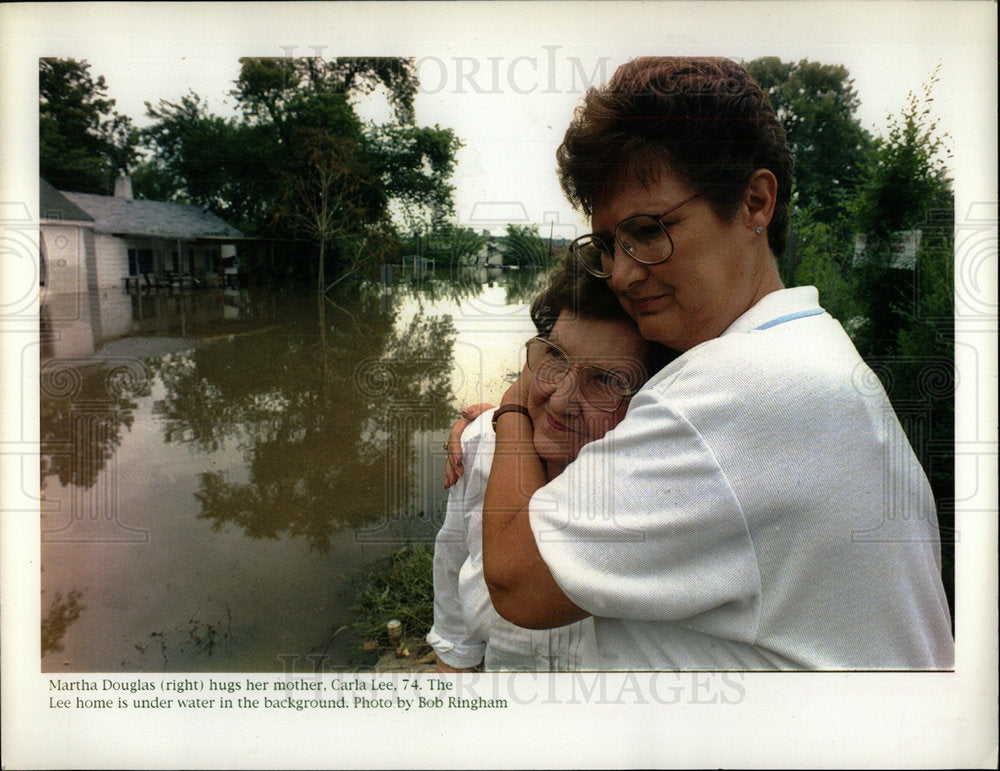 1993 Press Photo Mississippi Floods Lee Home - Historic Images