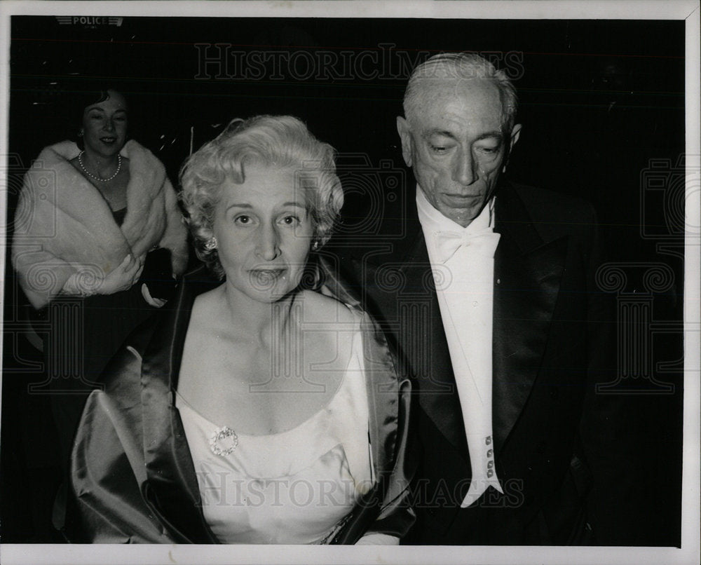 1961 Press Photo Mr Mrs Roger Kyer Detroit society meet - Historic Images
