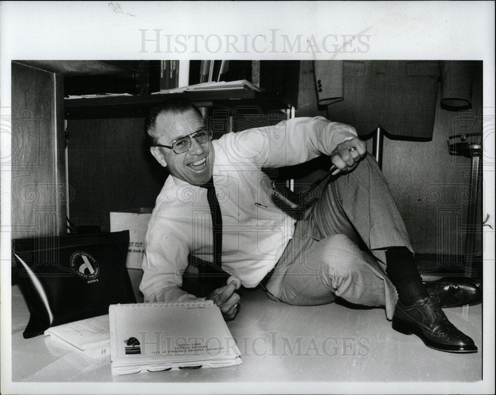 1985 Press Photo Ernest W. Belcher American Politician - Historic Images
