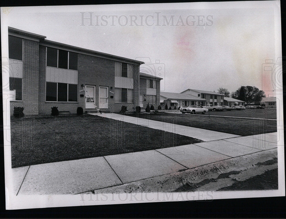 1971 Press Photo Leisure Co Operative apartments Wixom  - Historic Images