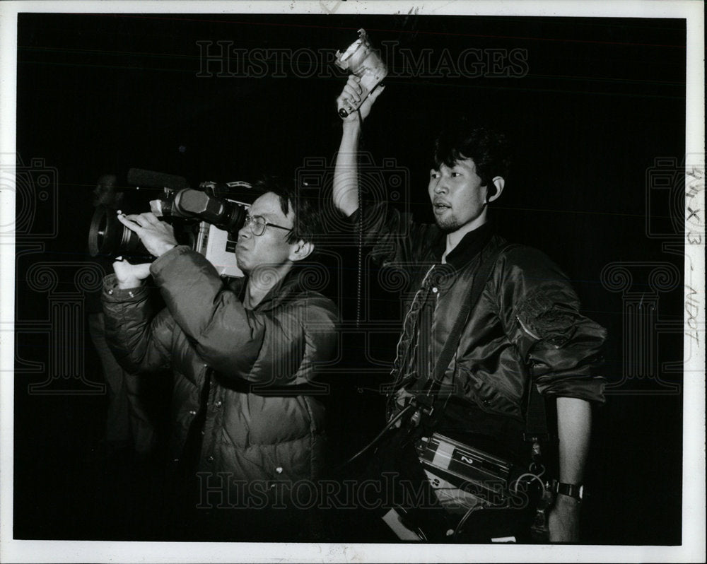 1986 Press Photo Halloween Detroit Fire Crew Japan TV  - Historic Images