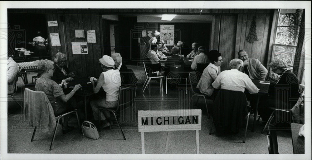 1984 Press Photo Michigan Card Players - Historic Images