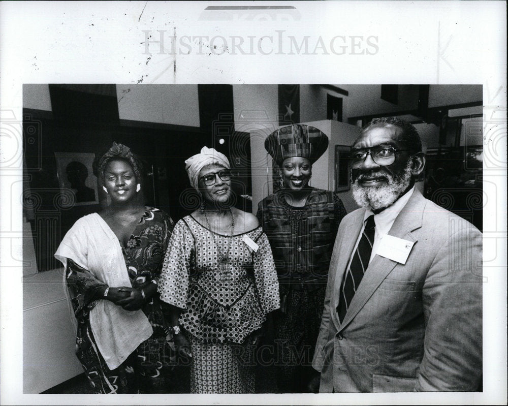 1990 Press Photo Dr. Arthur Johnson NAACP Leader - Historic Images