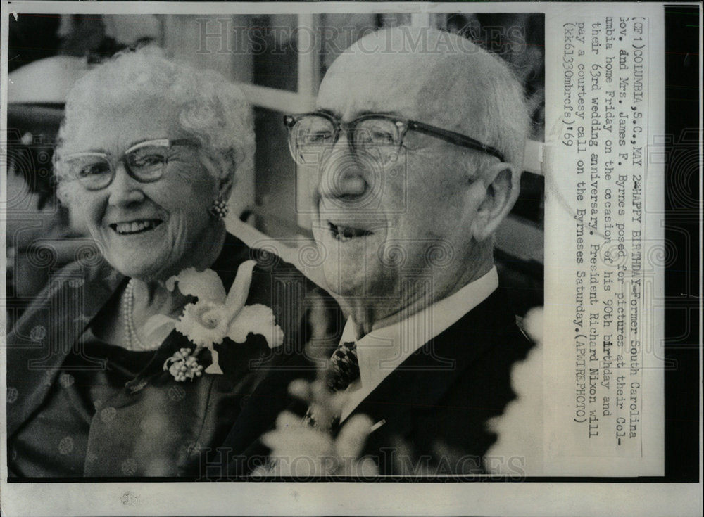 1969Press Photo Former Gov.& Mrs. James F.Byrnes Posing - Historic Images
