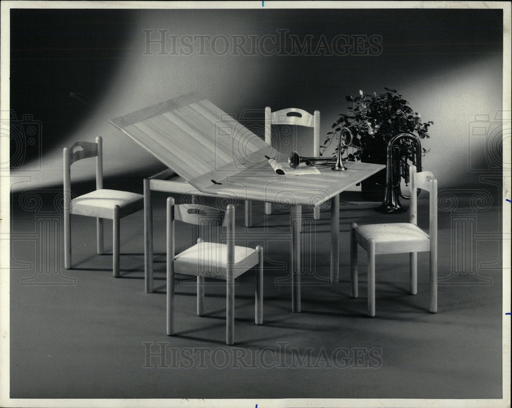 1978 Press Photo Pirie Scott Company Furniture Fish  - Historic Images