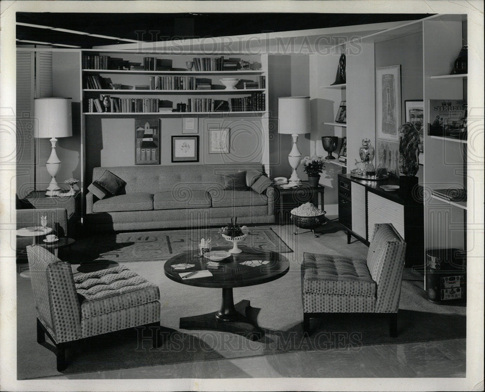 1961 Press Photo Karl Steinhauser Interior Decoration  - Historic Images
