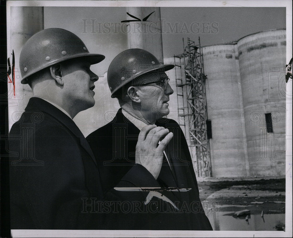 1959 Press Photo Roblee Martin Cement Co. Executive - Historic Images