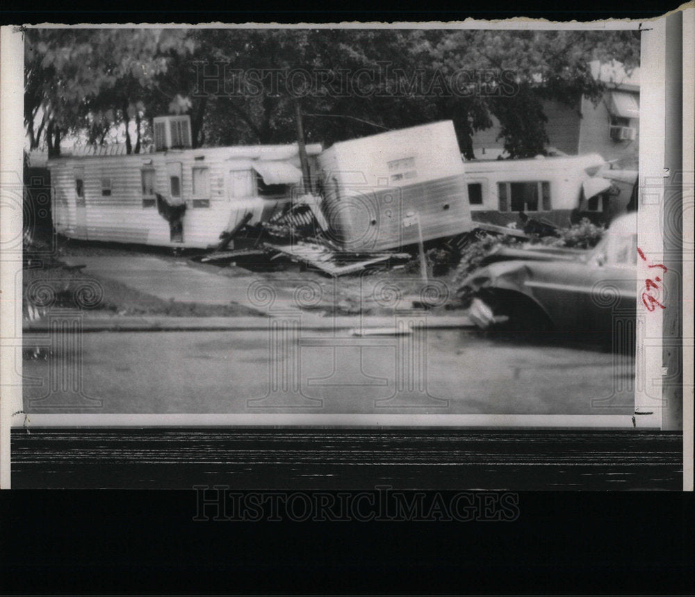 1966 Press Photo Mobile homes destroyed by storm. - Historic Images