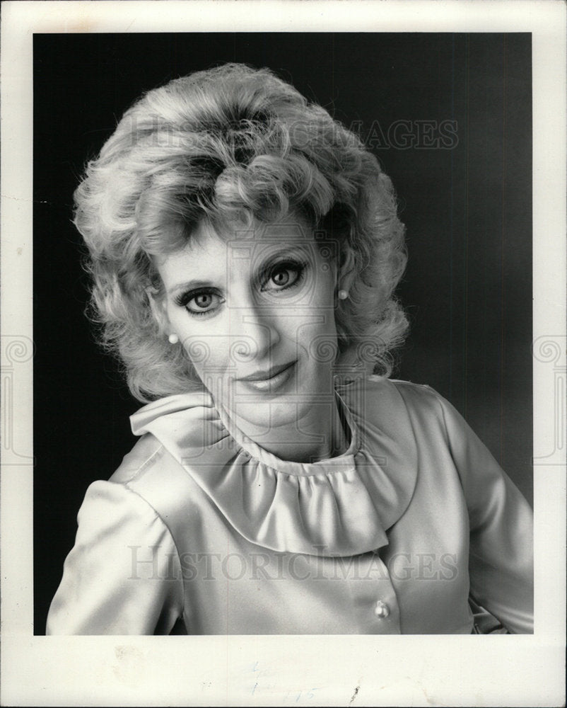 1983 Press Photo  GLENNON JEAN - Historic Images