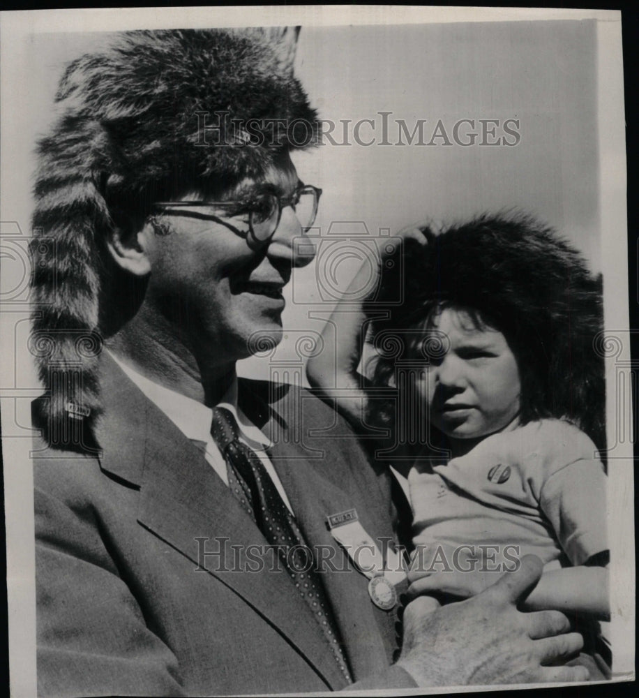 1952 Press Photo Senator Estes Kefauver &amp; Brenda Swift- RSA00227 - Historic Images