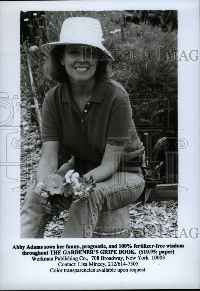 1996 Press Photo Abby Adams author The Gardener&#39;s Gripe- RSA00659 - Historic Images