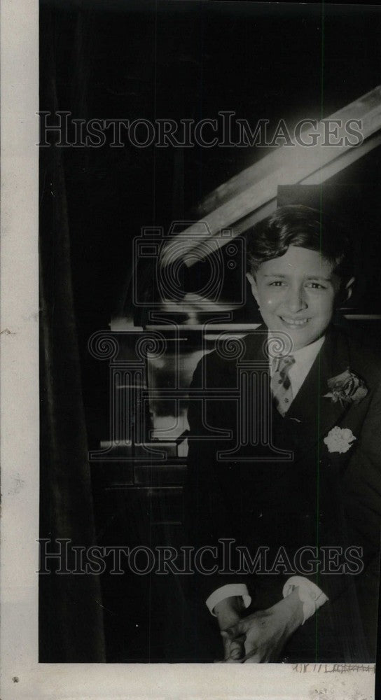 1928 Pianist Samuel Sorin - Historic Images