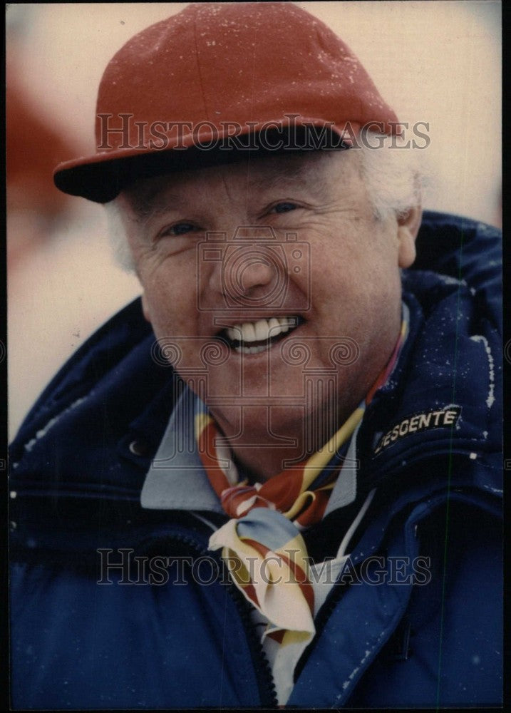 1987 Steve Knowlton Restaurenteur Red Hat - Historic Images