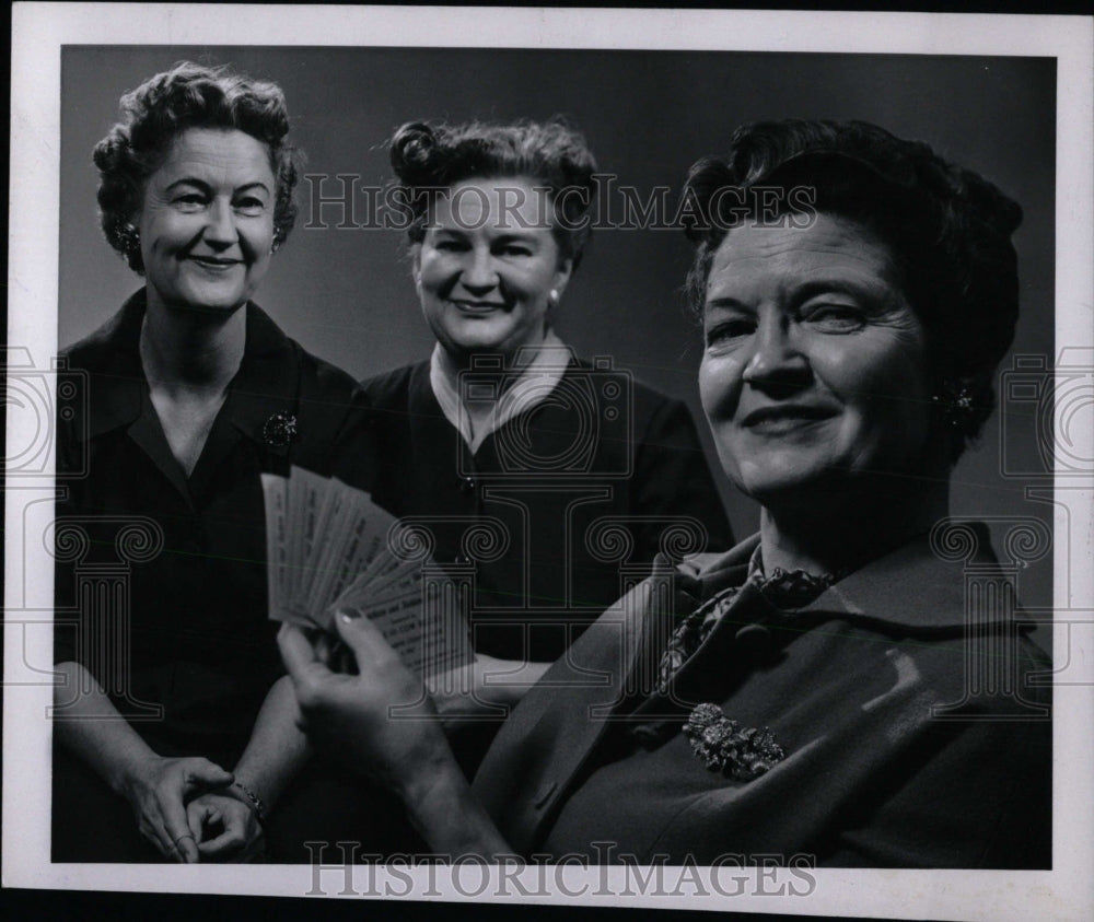 1957 Press Photo Cowbelles Fashion Show Heads- RSA02109 - Historic Images