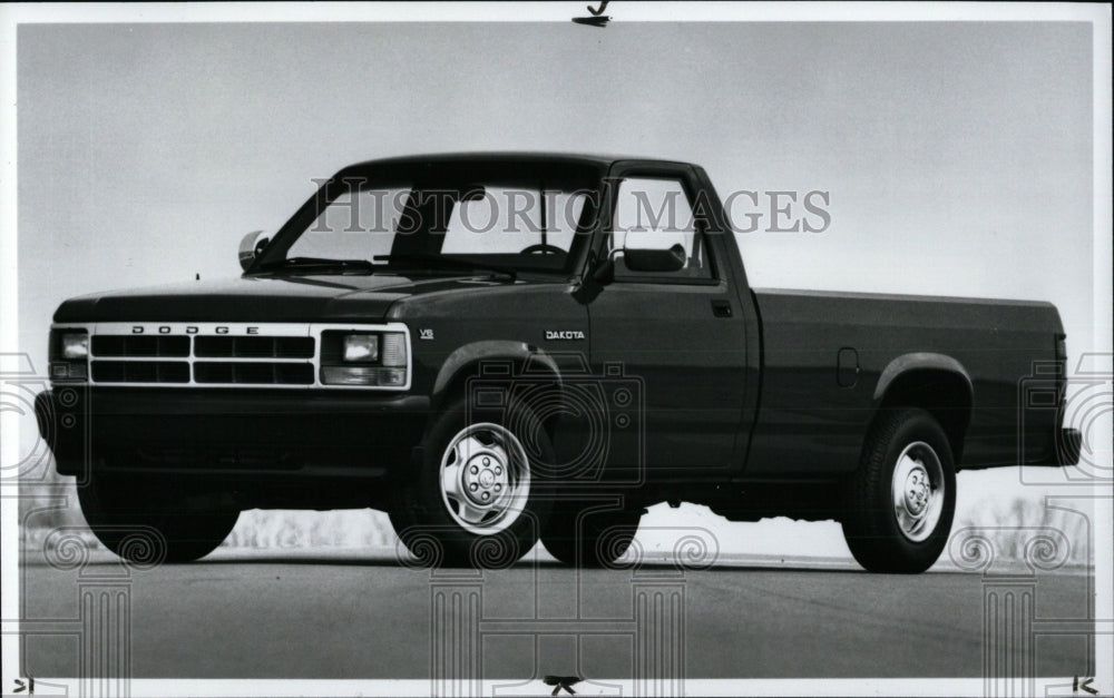 1992 Press Photo 1992 Dodge Dakota 4x2 (92-T105)- RSA02293 - Historic Images