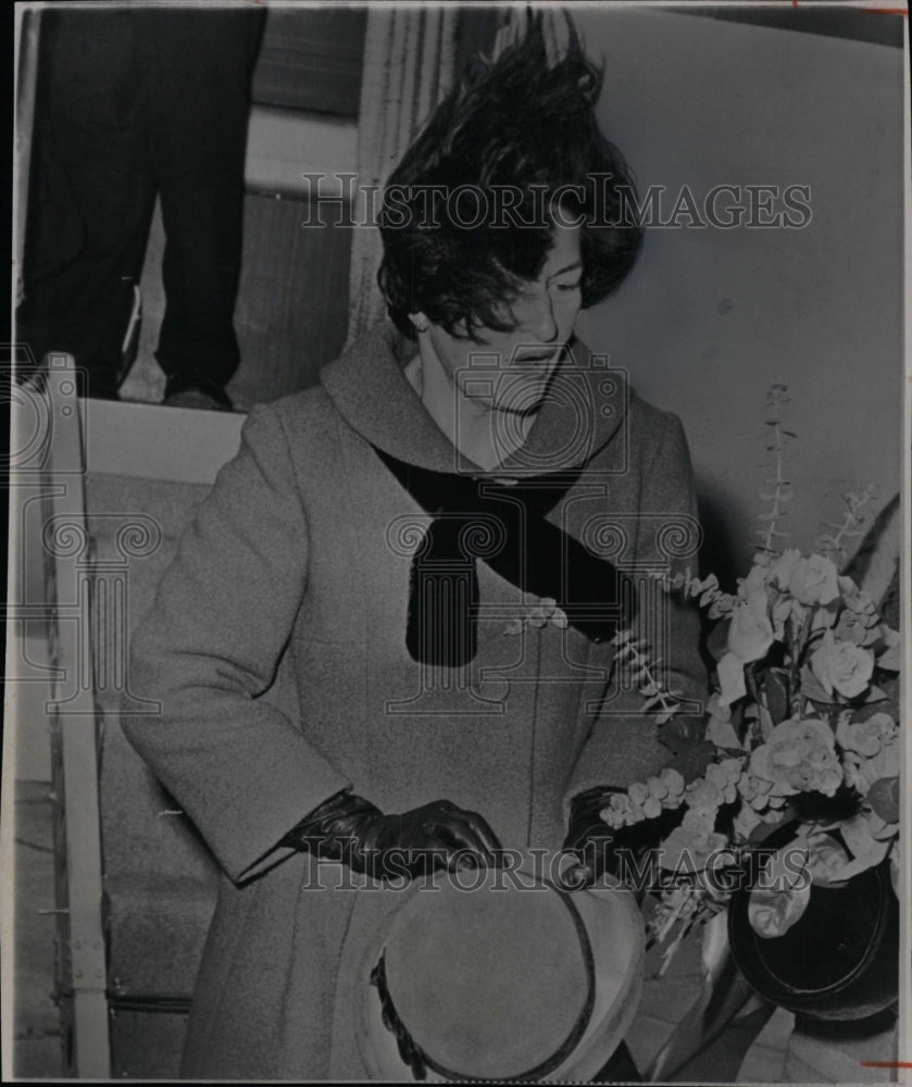1965 Mrs Lyndon Johnson Keeps Hair From Blo - Historic Images