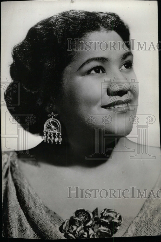 1943 Dorothy Maynor Singer Soprano - Historic Images