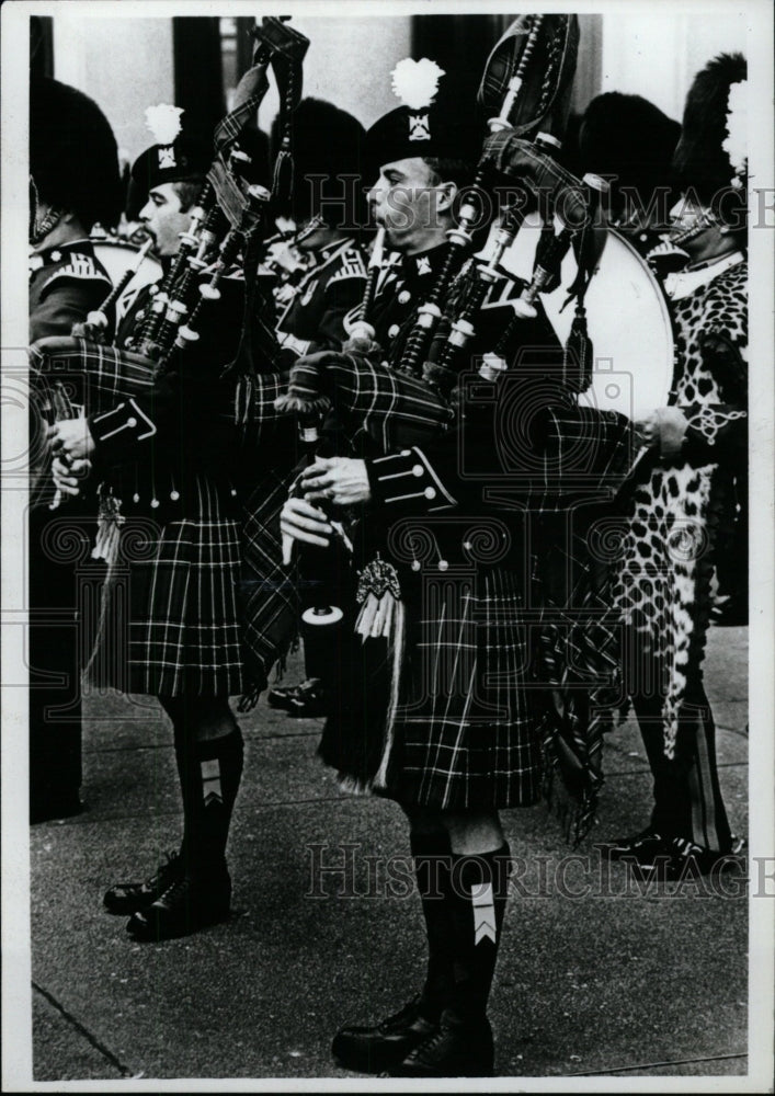 1981, Royal Scots Dragons Guards- RSA03959 - Historic Images