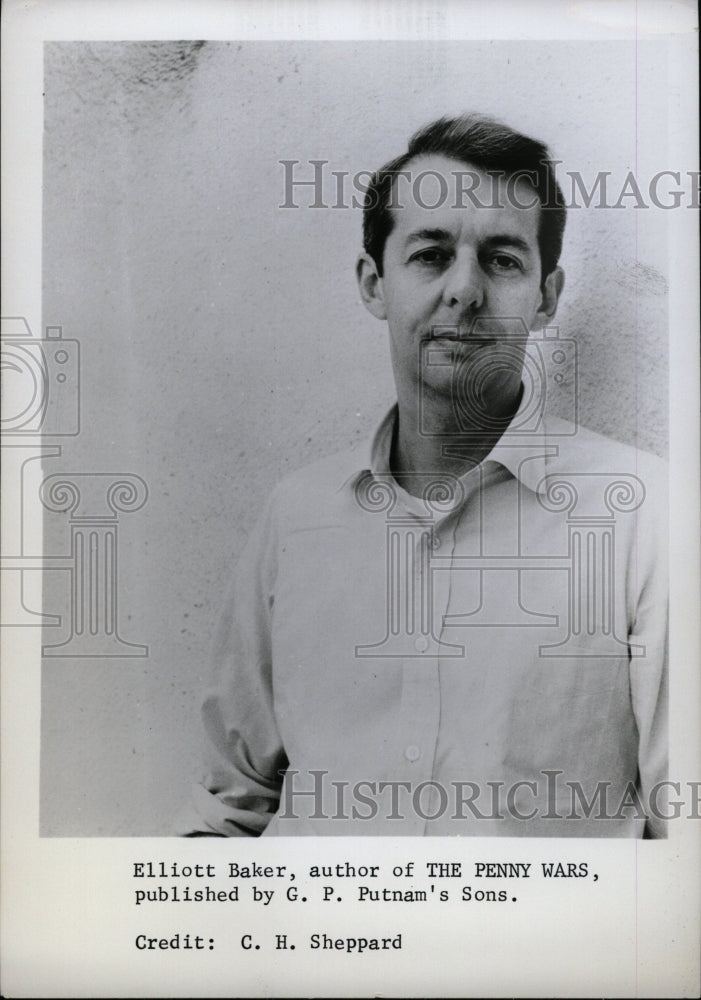 1968 Press Photo Elliott Baker Author The Penny Wars- RSA04019- Historic Images