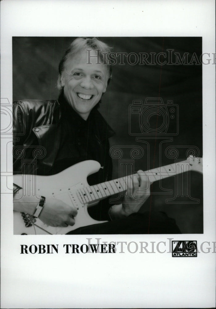 1988 Press Photo Robin Leonard Trower rock guitarist- RSA04707 - Historic Images