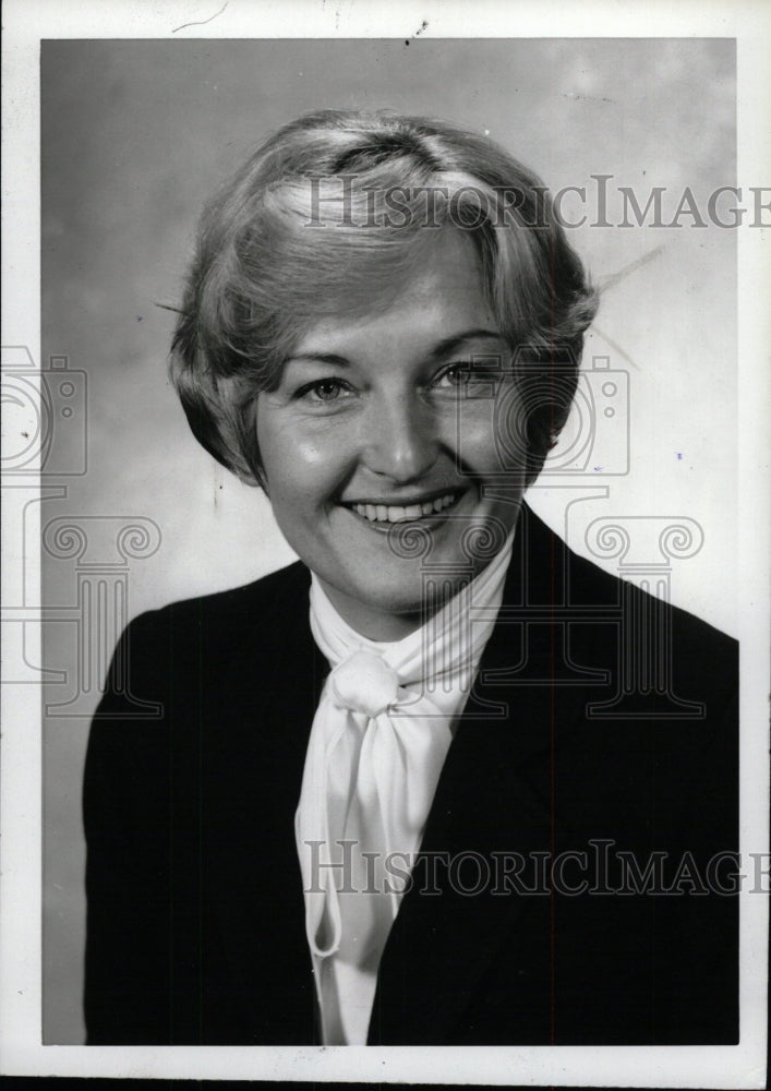 1983 Katherine Carrick Asst. VP Personnel M-Historic Images