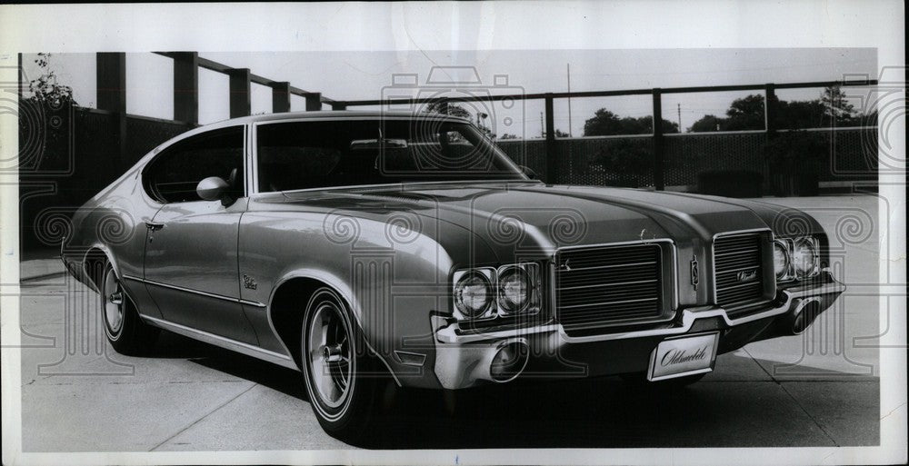 1971 General Motors Oldsmobile Cutlass S Au - Historic Images