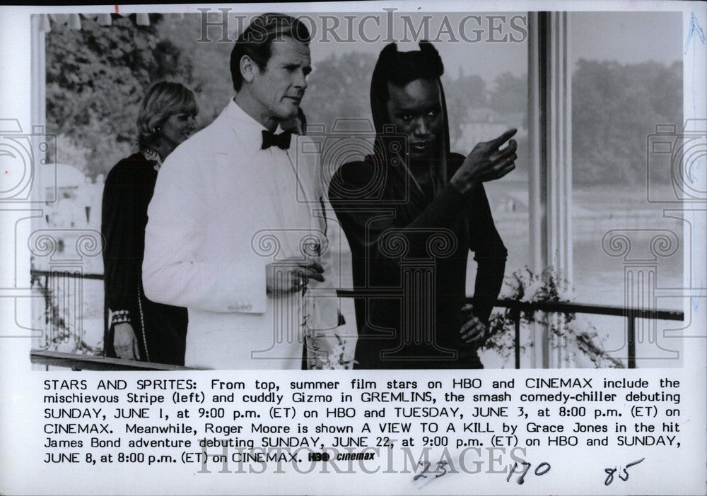 1988 Press Photo Scene Of &quot;A View To A Kill&quot; Actors Rog - Historic Images