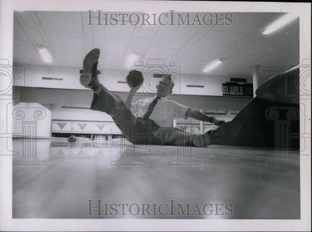 1962 Picture of Bob Jain.  Other details no - Historic Images