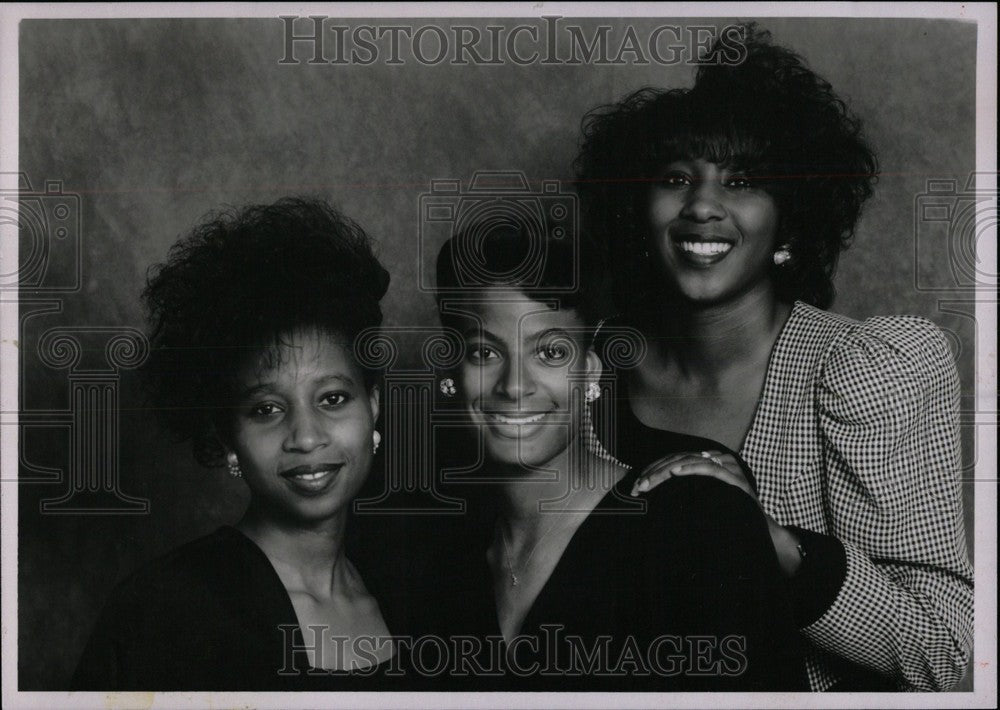 1992 Michelle Jackson Nicole Rasberry Jenni - Historic Images