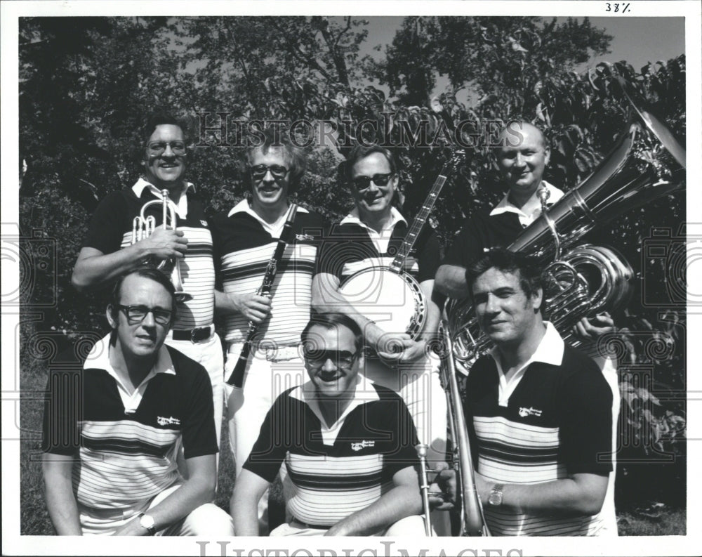 1983 Press Photo Members Of The Buck Creek Jazz Band Fr- RSA05543 - Historic Images