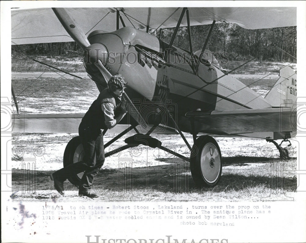 1981 Robert Stoos Turns Over The Prop On Th - Historic Images