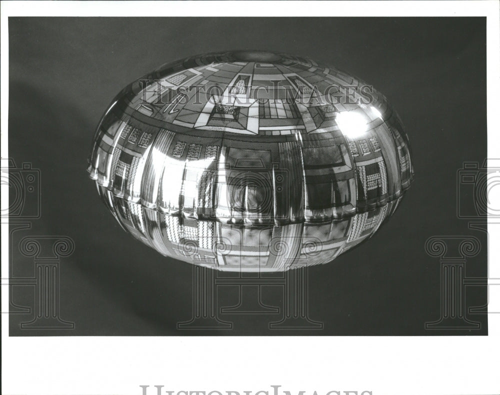 1991 Press Photo Floating Metallic Decorated Balloon - Historic Images